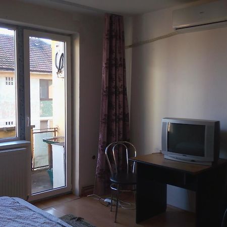 Central Apartment 2 Тимишоара Экстерьер фото